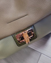 Charger l&#39;image dans la galerie, Grand sac vert
