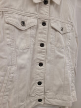 Charger l&#39;image dans la galerie, Veste blanche taille s forever 21
