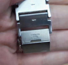 Charger l&#39;image dans la galerie, Montre rodania argentée
