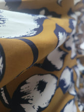Charger l&#39;image dans la galerie, Robe courte moutarde et beige taille L
