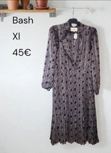 Charger l&#39;image dans la galerie, Robe bash taille xl
