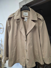 Charger l'image dans la galerie, Veste beige only taille xs
