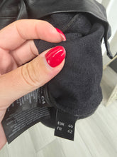 Charger l'image dans la galerie, Robe en simili taille L
