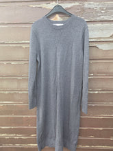 Charger l'image dans la galerie, Robe pull grise zara taille m
