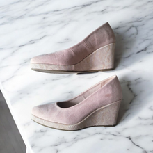 Charger l&#39;image dans la galerie, Chaussure rose beige pointure 41
