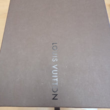 Charger l'image dans la galerie, Sandale Louis vuitton pointure 39
