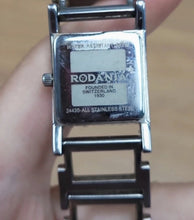 Charger l&#39;image dans la galerie, Montre rodania argentée
