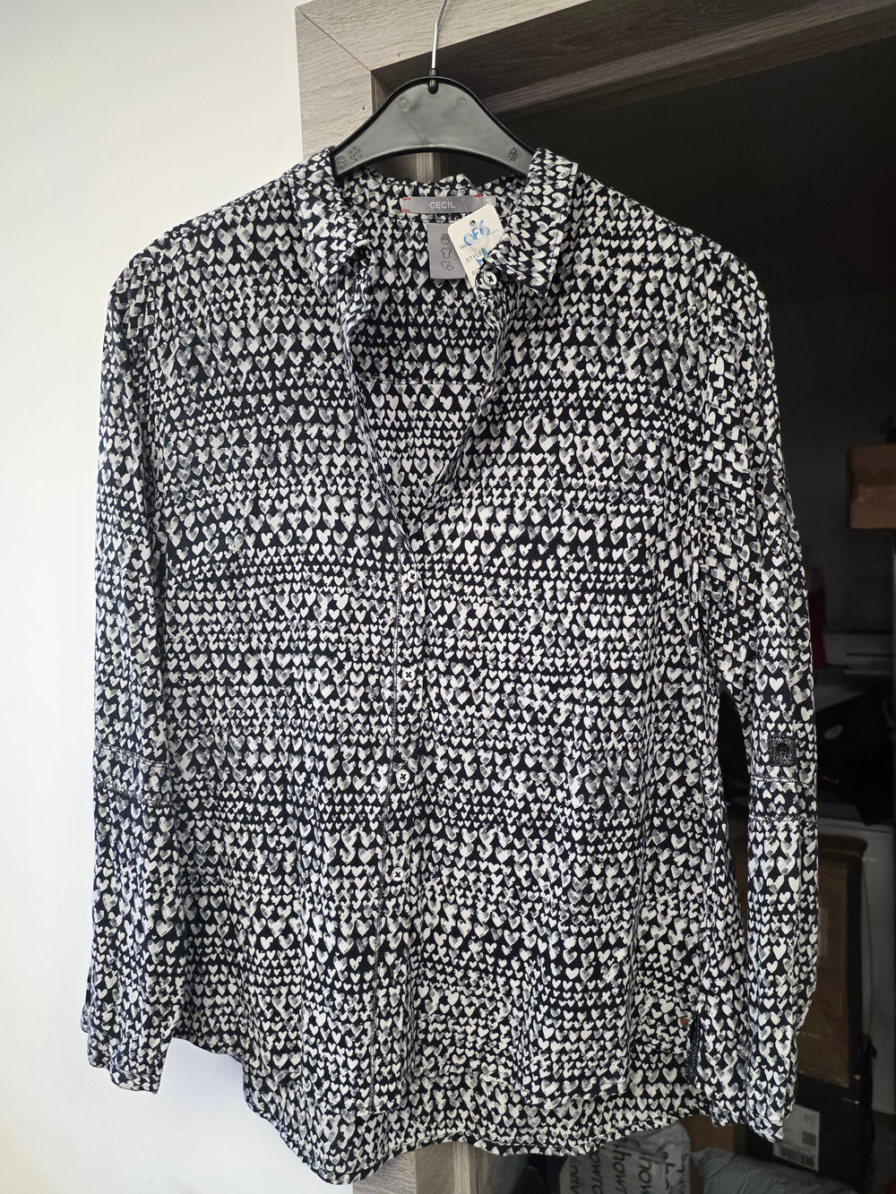Chemisier noir et blanc taille m
