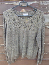 Charger l'image dans la galerie, Pull dore cassis taille L
