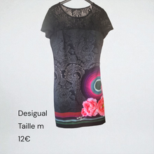 Charger l&#39;image dans la galerie, Robe desigual taille m
