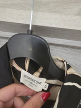 Charger l'image dans la galerie, Robe beige et noire taille m
