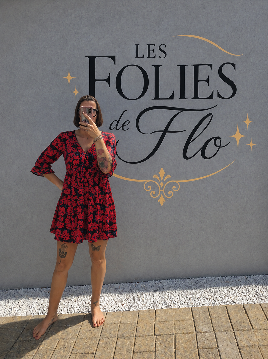 Robe noire et rouge taille m