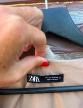 Charger l'image dans la galerie, Robe zara taille s

