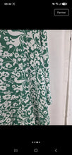 Charger l'image dans la galerie, Blouse verte et blanche taille 46
