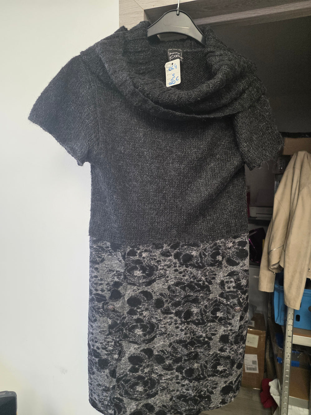 Robe epaisse taille s
