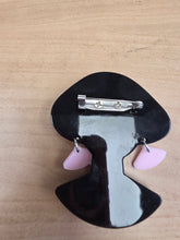 Charger l'image dans la galerie, Broche madame
