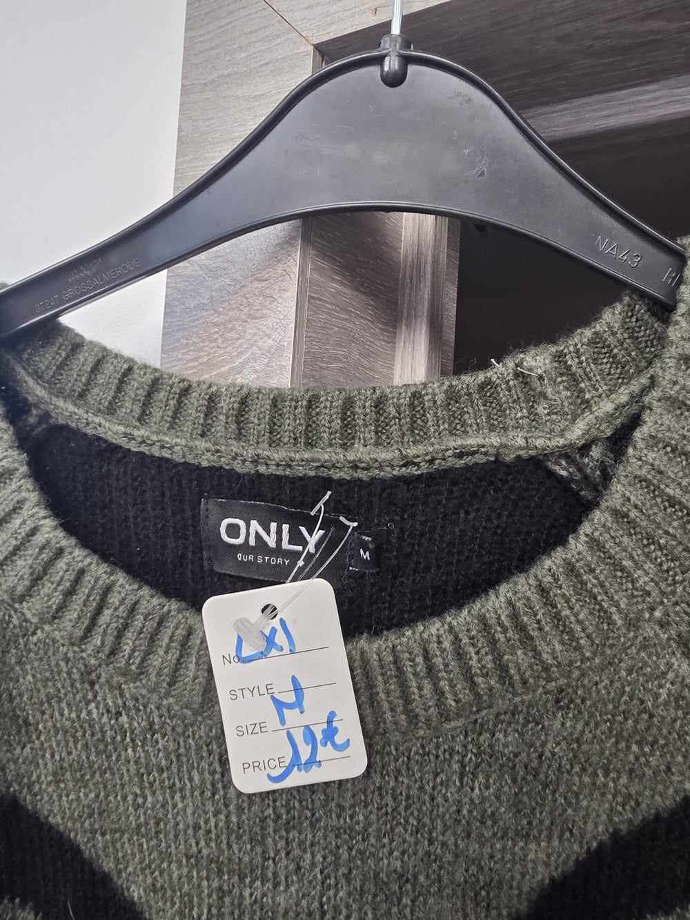 Pull kaki taille m