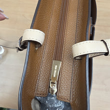 Charger l'image dans la galerie, Sac brun michael kors
