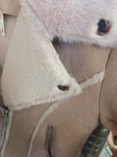 Charger l&#39;image dans la galerie, Veste en pilou rose taille s

