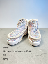 Charger l'image dans la galerie, Basket mou pointure 39
