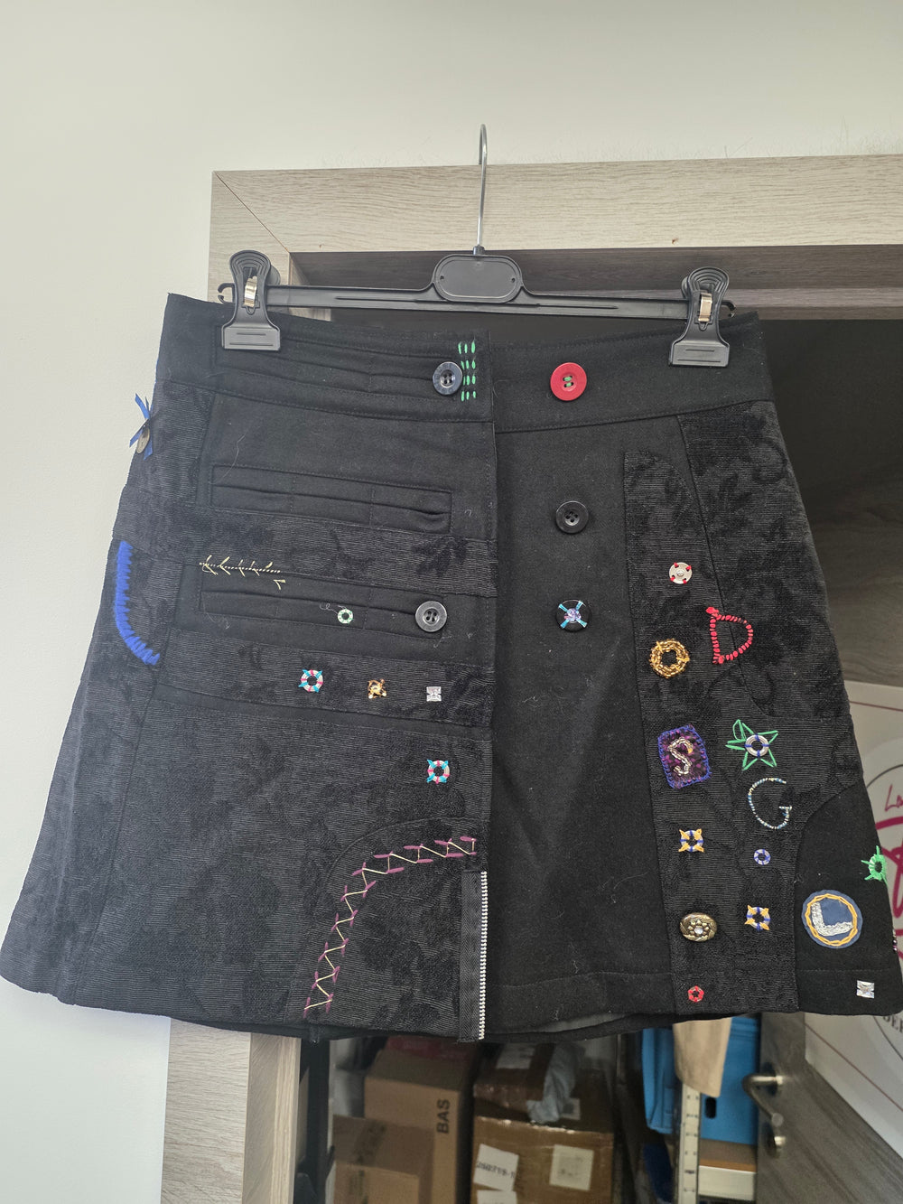 Jupe noir desigual taille m