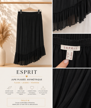 Charger l'image dans la galerie, Jupe noire a volants taille m
