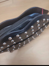 Charger l&#39;image dans la galerie, Sac pochette sachant lèvre noir
