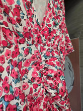 Charger l'image dans la galerie, Robe fleurie taille m
