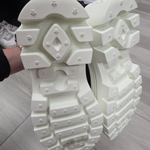 Charger l'image dans la galerie, Boots ash neuve pointure 39
