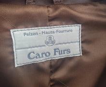 Charger l&#39;image dans la galerie, Veste en cuir brune taille 50
