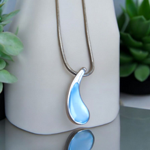 Charger l&#39;image dans la galerie, Collier en argent bi color rouge et bleu
