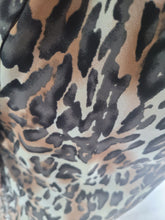Charger l&#39;image dans la galerie, Robe leopard taille L
