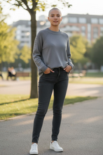 Charger l'image dans la galerie, Pull gris evan kayan taille xl
