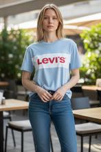 Charger l'image dans la galerie, Tee shirt bleu levis taille m
