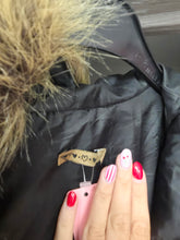 Charger l'image dans la galerie, Veste pilou taille L
