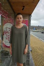 Charger l'image dans la galerie, Robe kaki taille xl  epaisse
