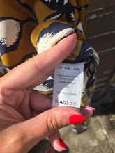 Charger l'image dans la galerie, Robe moutarde taille L

