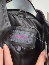 Charger l'image dans la galerie, Veste en cuir noire taille L
