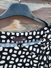 Charger l'image dans la galerie, Robe jbc taille m
