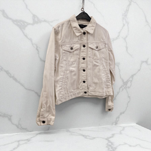 Charger l&#39;image dans la galerie, Veste blanche taille s forever 21
