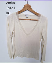 Charger l&#39;image dans la galerie, Blouse crème amisu taille L
