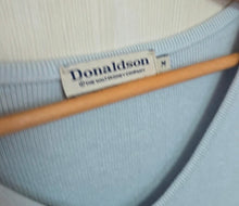 Charger l'image dans la galerie, Pull bleu donaldson taille m
