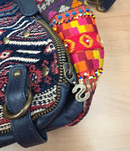 Charger l'image dans la galerie, Sac a main desigual
