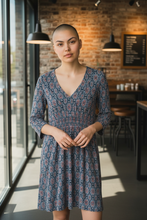 Charger l'image dans la galerie, Robe bleue fleurie taille s
