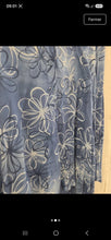 Charger l'image dans la galerie, Blouse bleue et blanche taille 48
