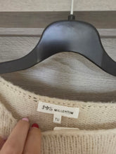 Charger l'image dans la galerie, Pull js millénium taille unique
