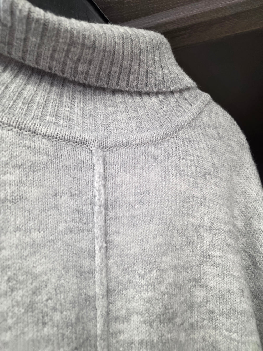 Pull poncho gris taille L