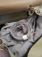 Charger l&#39;image dans la galerie, Grand sac vert
