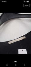 Charger l'image dans la galerie, Tee shirt noir et blanc taille m
