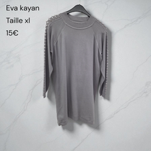 Charger l'image dans la galerie, Pull gris evan kayan taille xl

